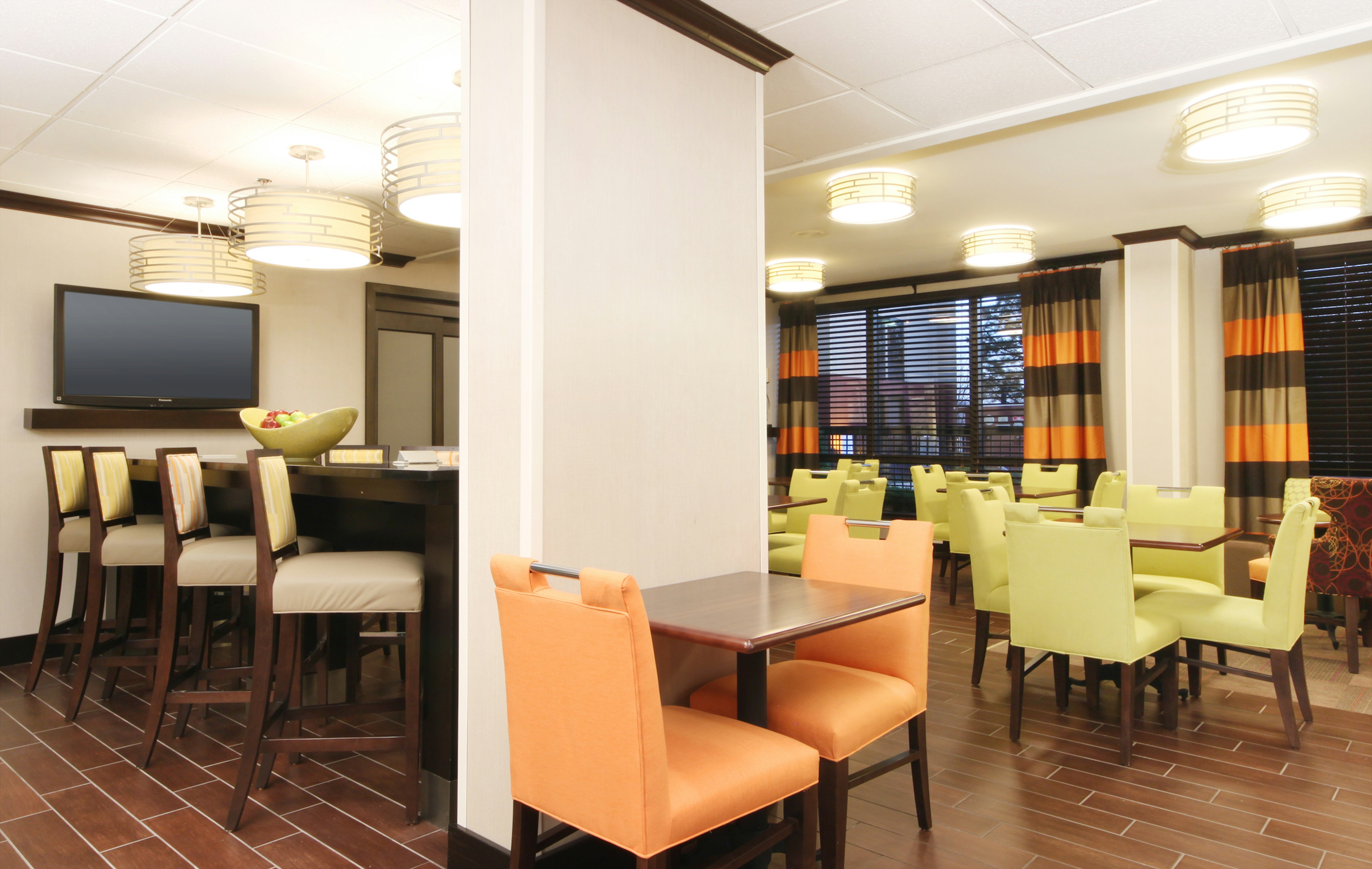 Hampton Inn Kansas City Overland Park 56/76