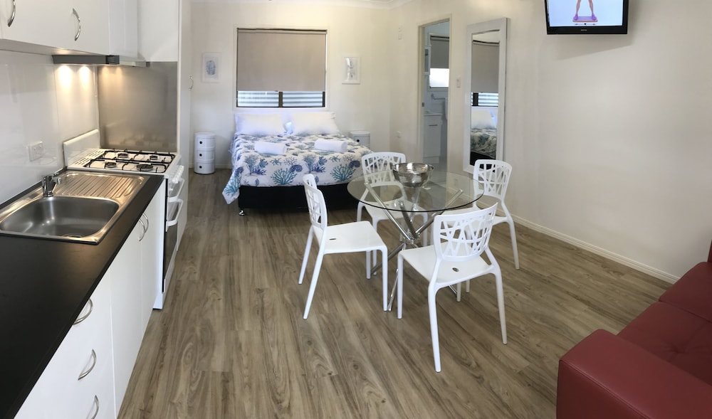 Tasman Holiday Parks - Torquay Palms 23/50