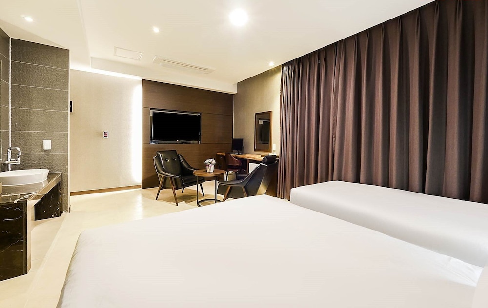 Incheon Hotel Bluemarine 23/50