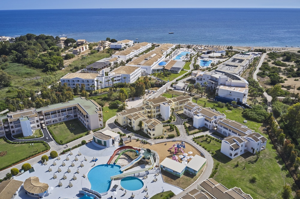 Sandy Beach Resort 53/63