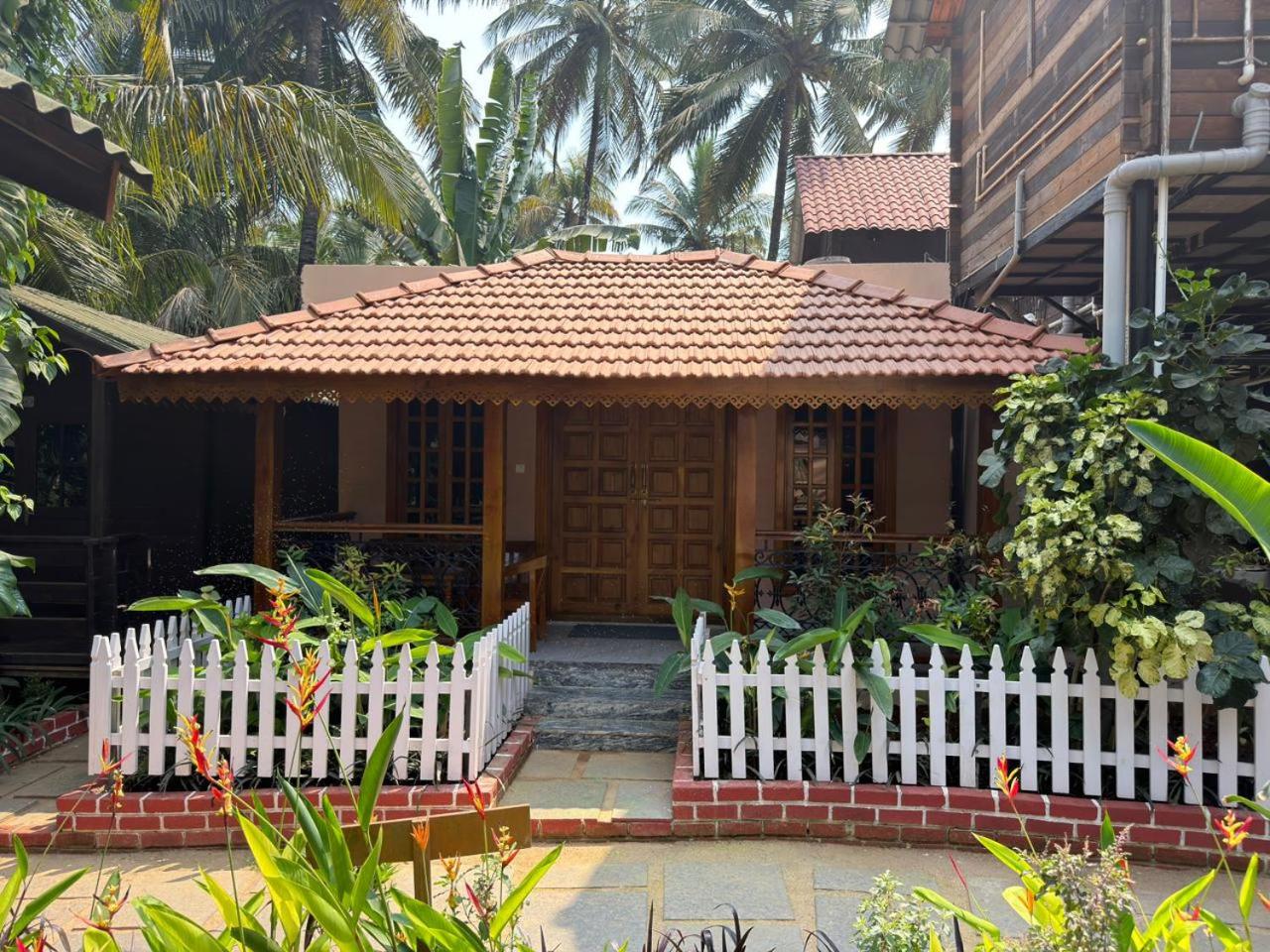 Marron Sea View Resort 4/50