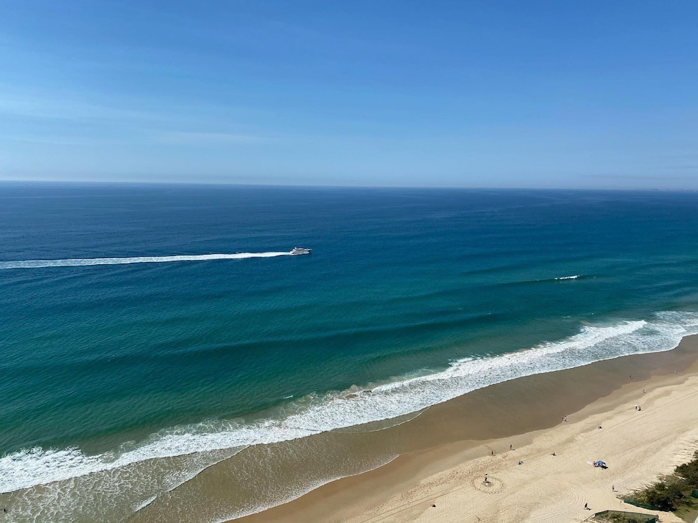 Hi Surf Beachfront Apartments 71/78