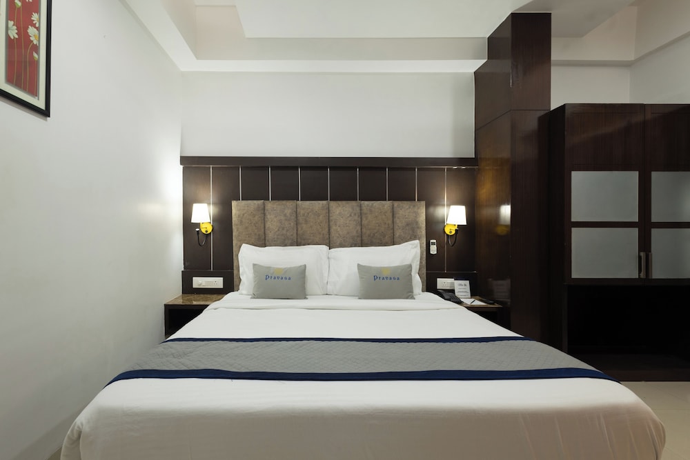 Capital O 33294 Hotel Sapphire Regency (Ex. Sapphire Regency) 10/50