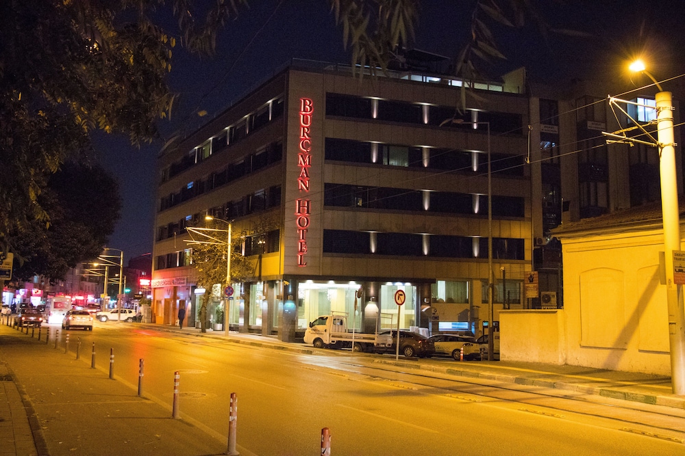Burcman Hotel 5/45