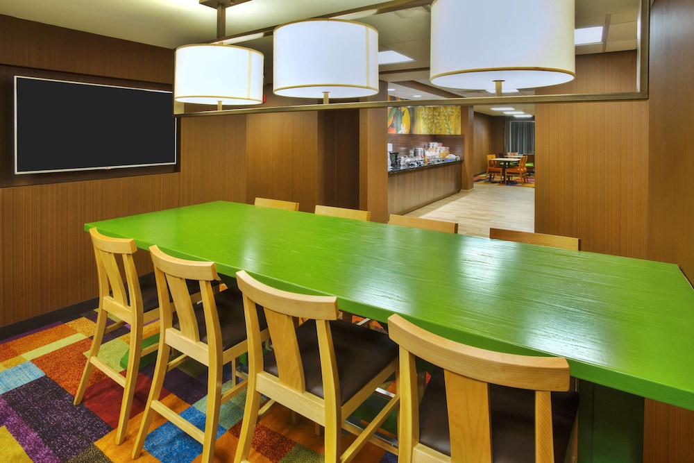 Fairfield Inn By Marriott Owensboro 42/58