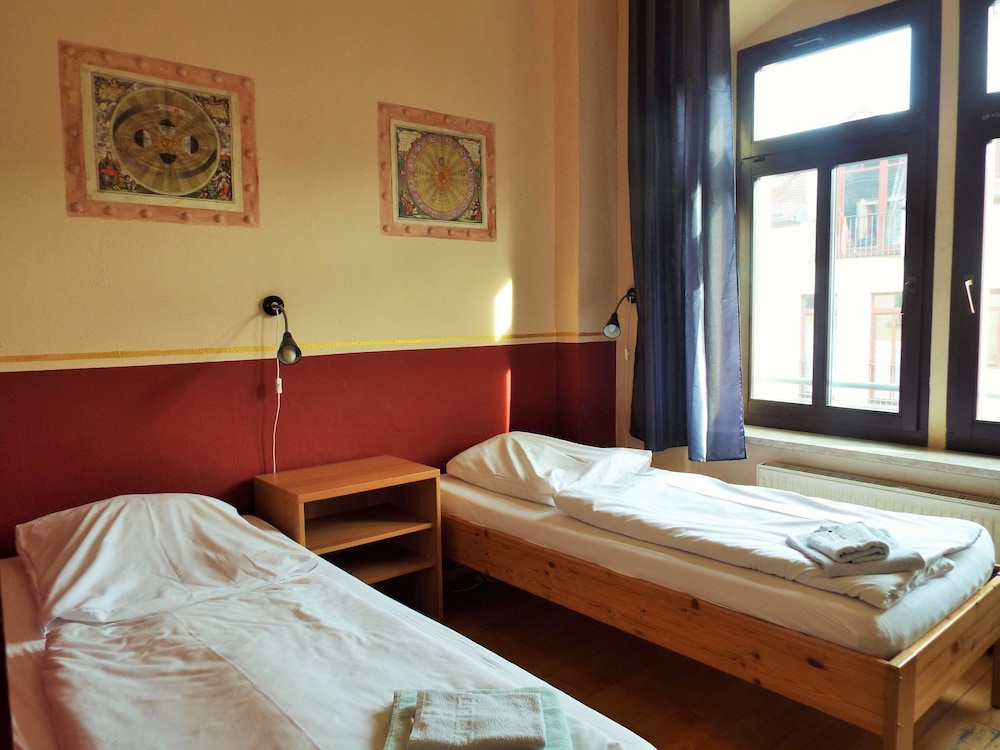 Hostel Mondpalast 16/73