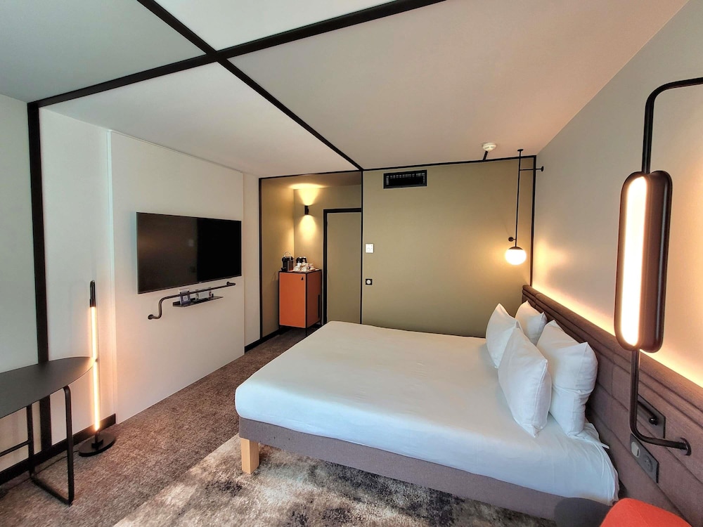 NOVOTEL LILLE AEROPORT 22/70