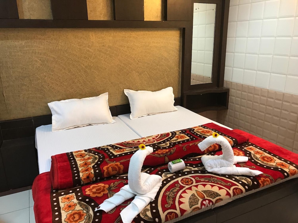 Hotel Sheela 21/53