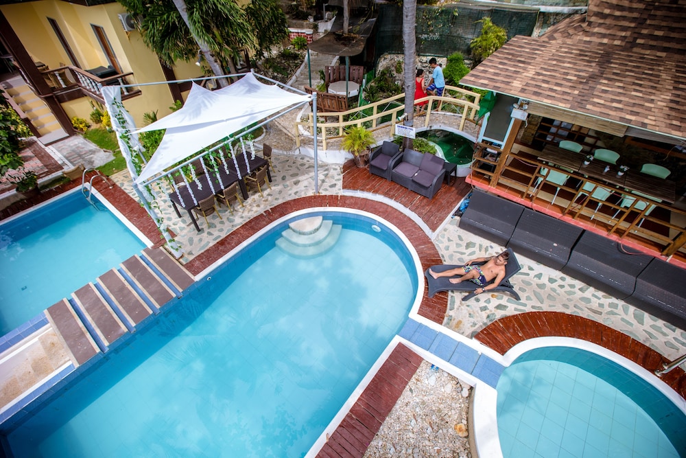 Seafari Resort Oslob 75/77
