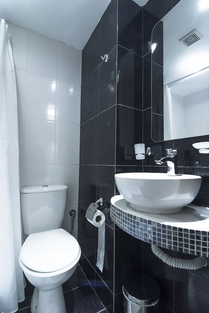 Elikon Hotel 26/32