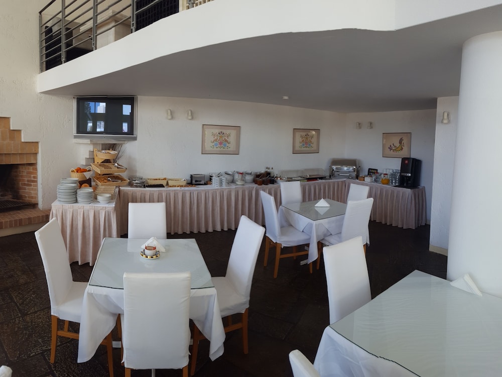 Galaxy Suites Boutique Resort 121/133