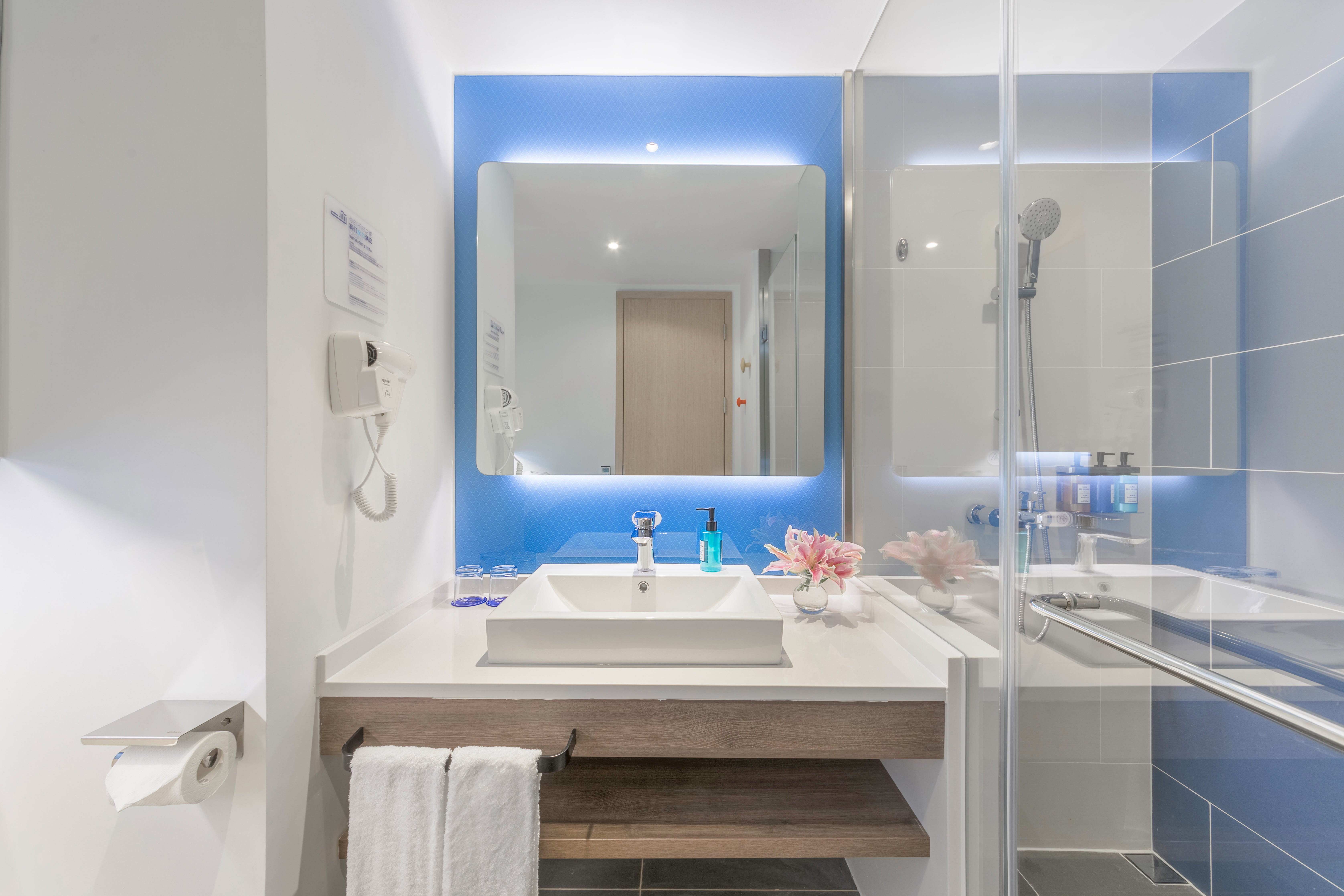 Holiday Inn Express Shanghai Gubei 37/37