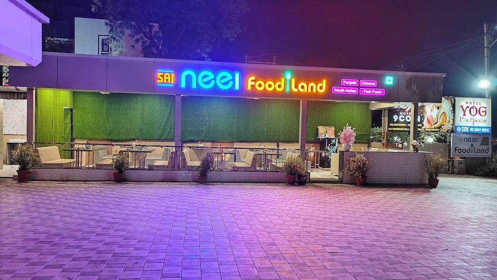 Hotel Yog Palace 5/50