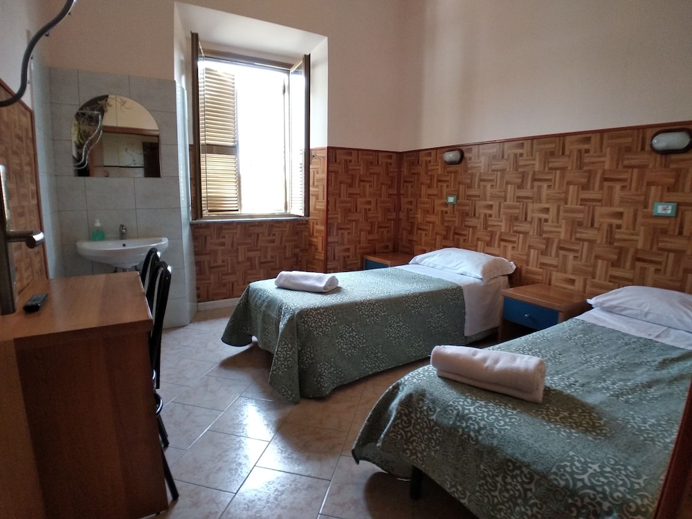 Hotel Cressy 26/63