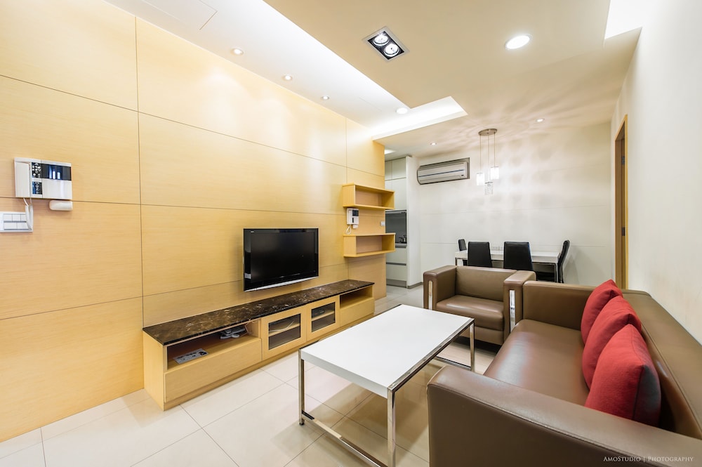 CH Service Apartment 31/48