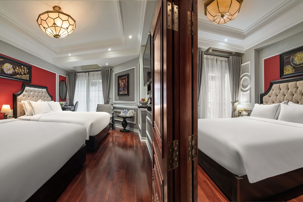 Acoustic Hotel And Spa 12/50