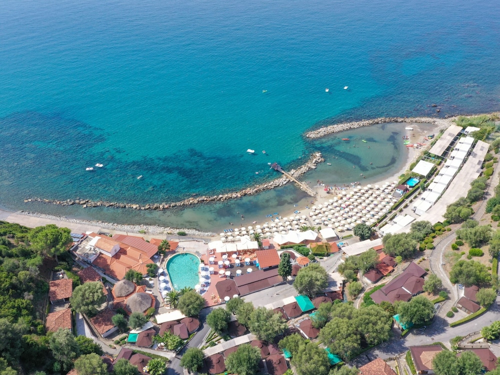 Resort Baia Del Silenzio 70/74