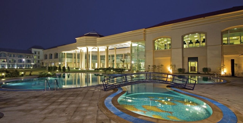 The Cabbana Resort And Spa 36/59