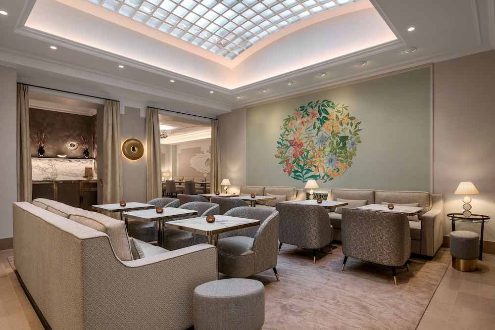 Hotel Camille Paris Gare de Lyon, Tapestry Collection Hilton 61/73