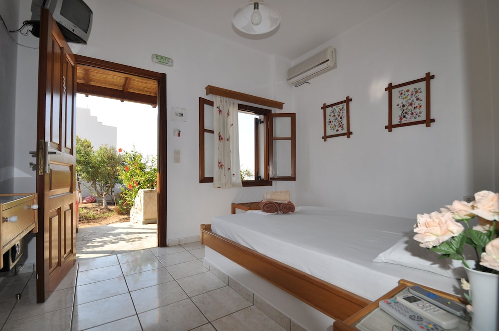 Villa Mata Pension 12/73