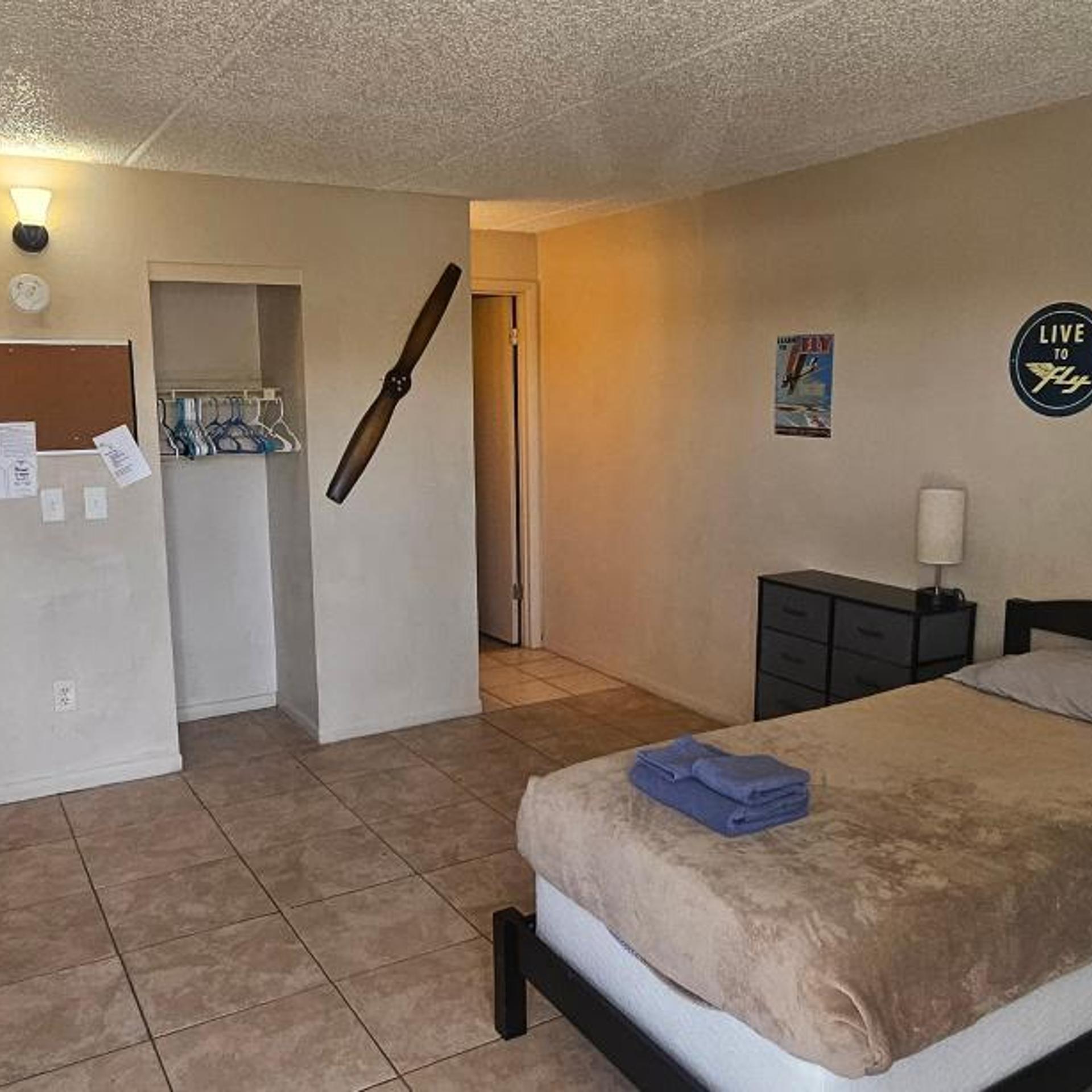 Sebastian Gardens Inn & Suites 6/20