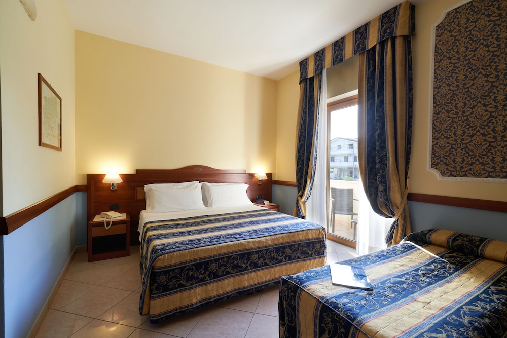 Hotel Ristorante La Piana 12/42