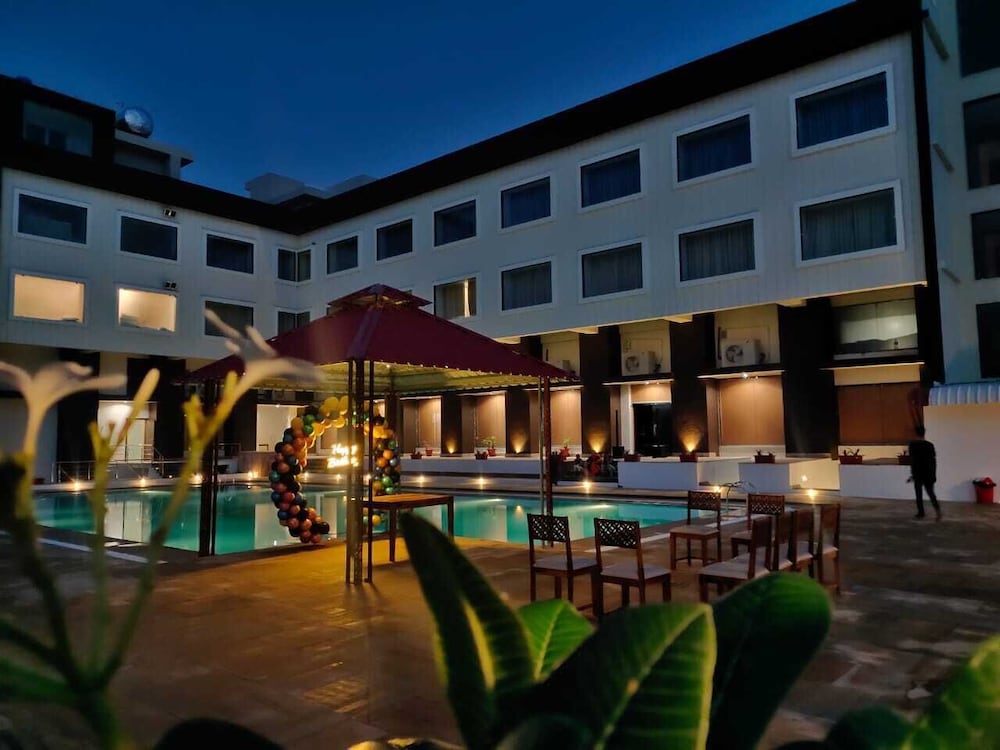Bamboo Saa Mulberry Resort 49/55