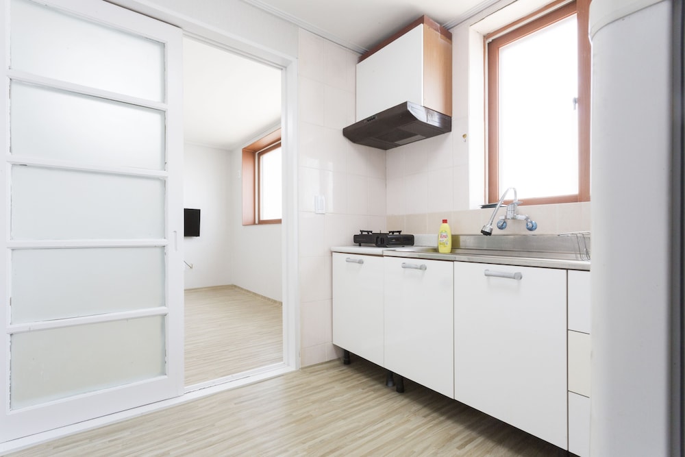 B House photo5