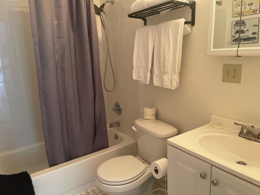 The Dutchess Inn and Spa at Beacon 47/50