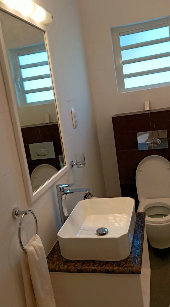 Le Relax Beach Resort 59/60