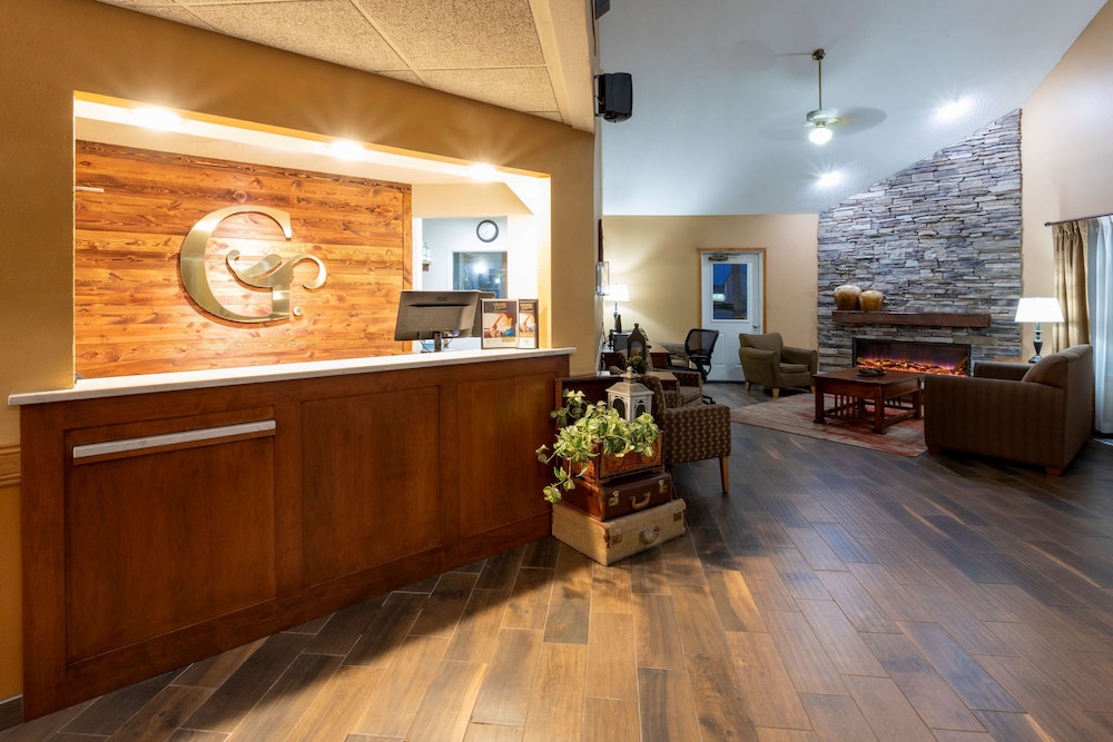 Grandstay Hotel Suites 10/50