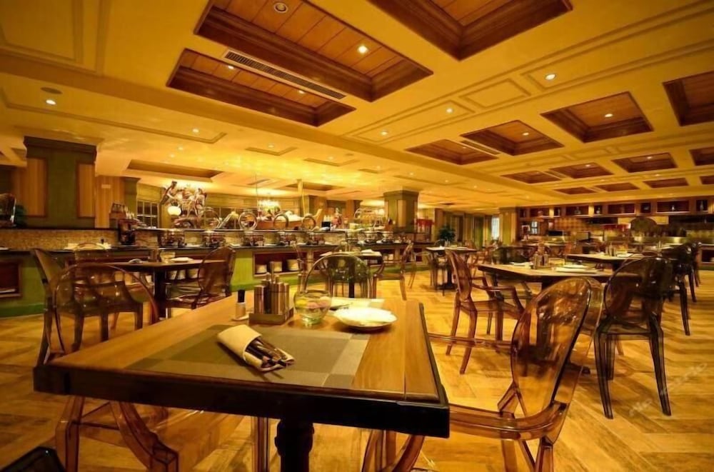 Wuhan Harvest International Hotel 48/57