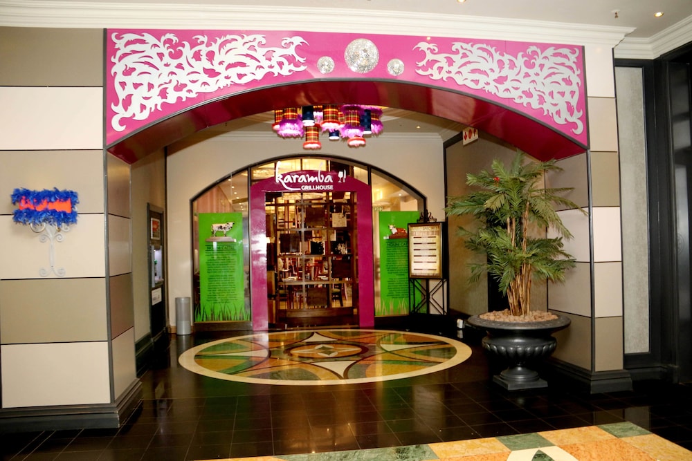 Rio Hotel 8/57