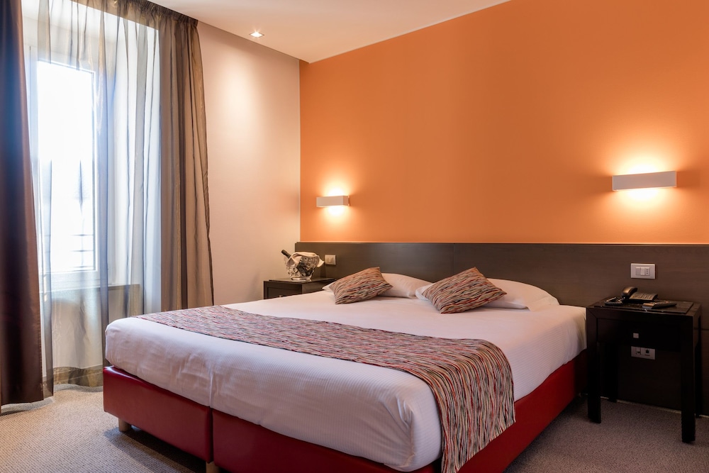 Hotel Valeria 5/46