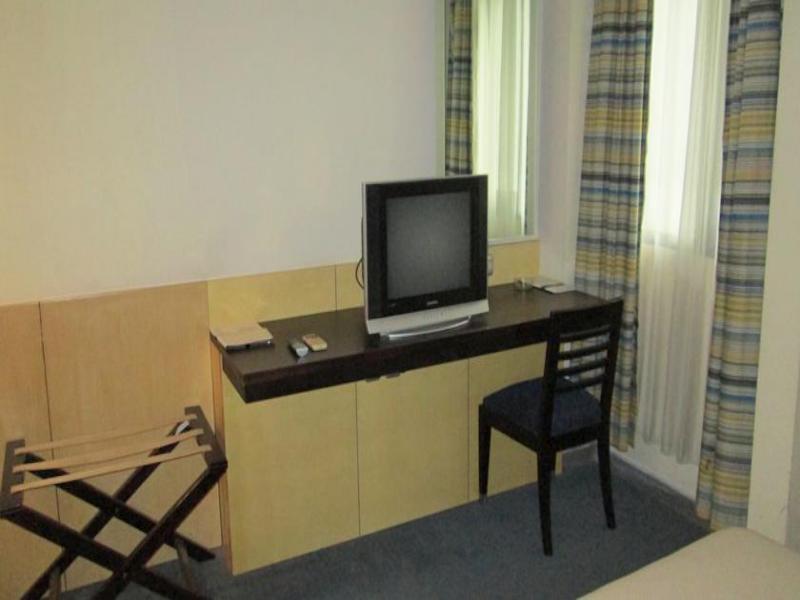 Grand Mahkota Hotel Pontianak 24/29