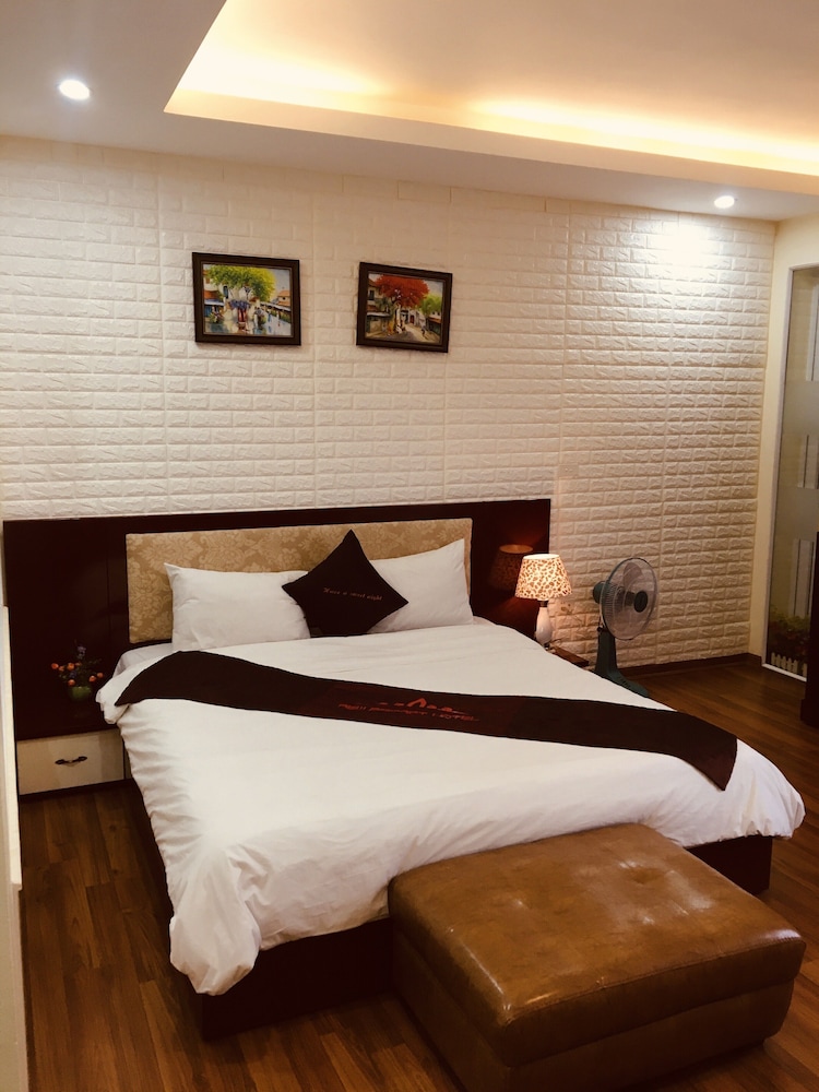 New Airport Hotel 11/50