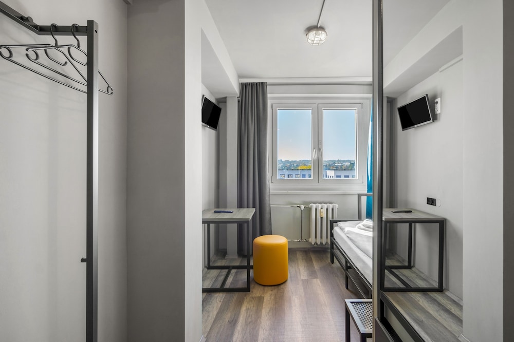 A&O Dresden Hauptbahnhof Hotel 41/72