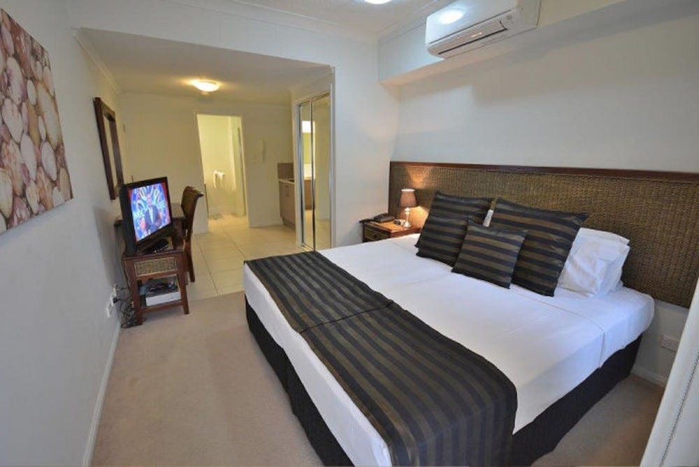 Elysium Apartments 18/68