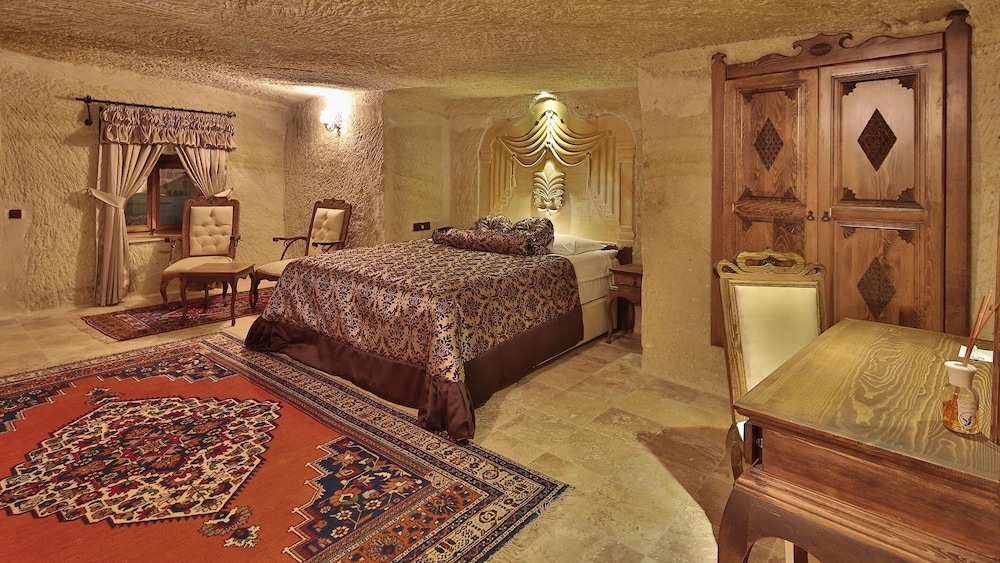 Phocas Cave Suites 55/71