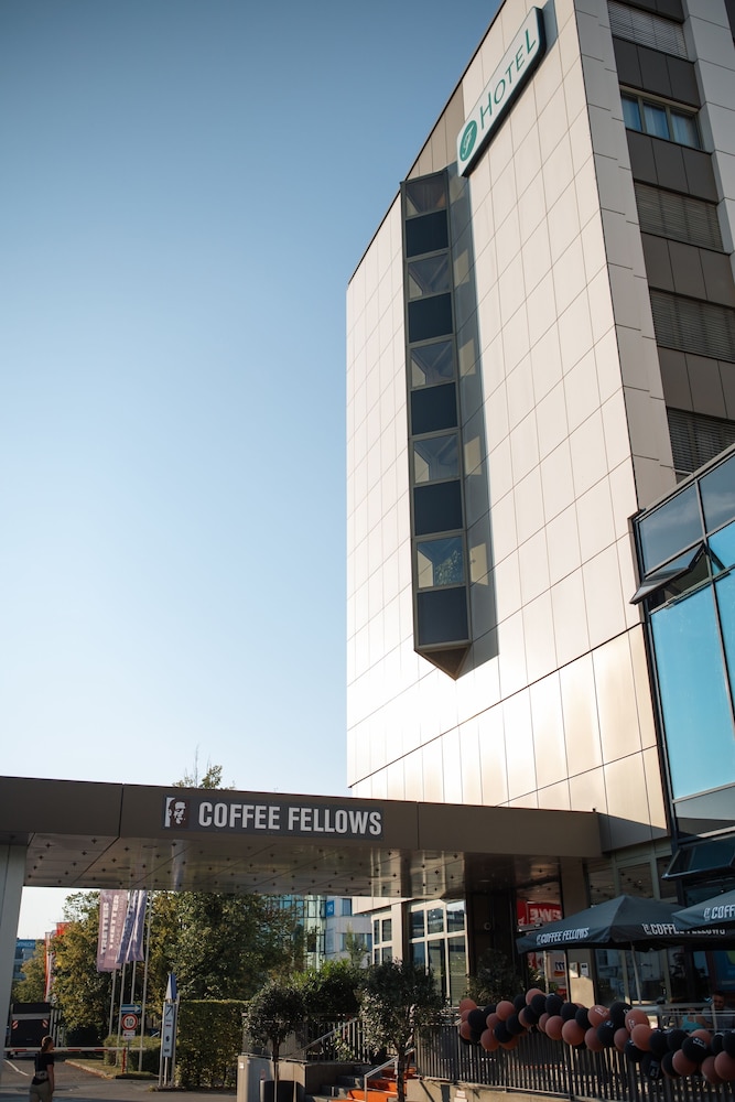Feringapark Hotel 2/50