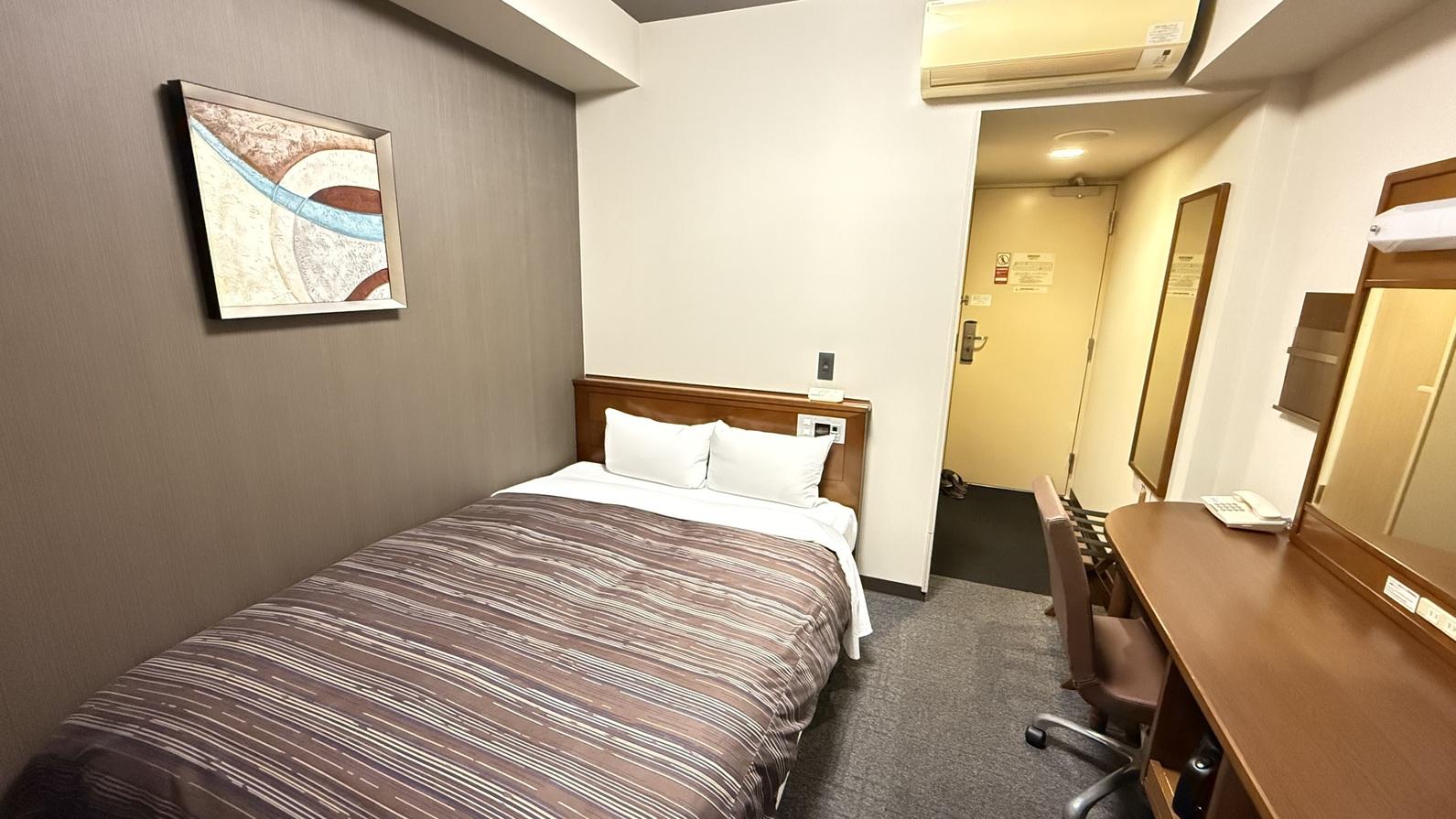 Semi Room, Standard, King Bed, Smoking