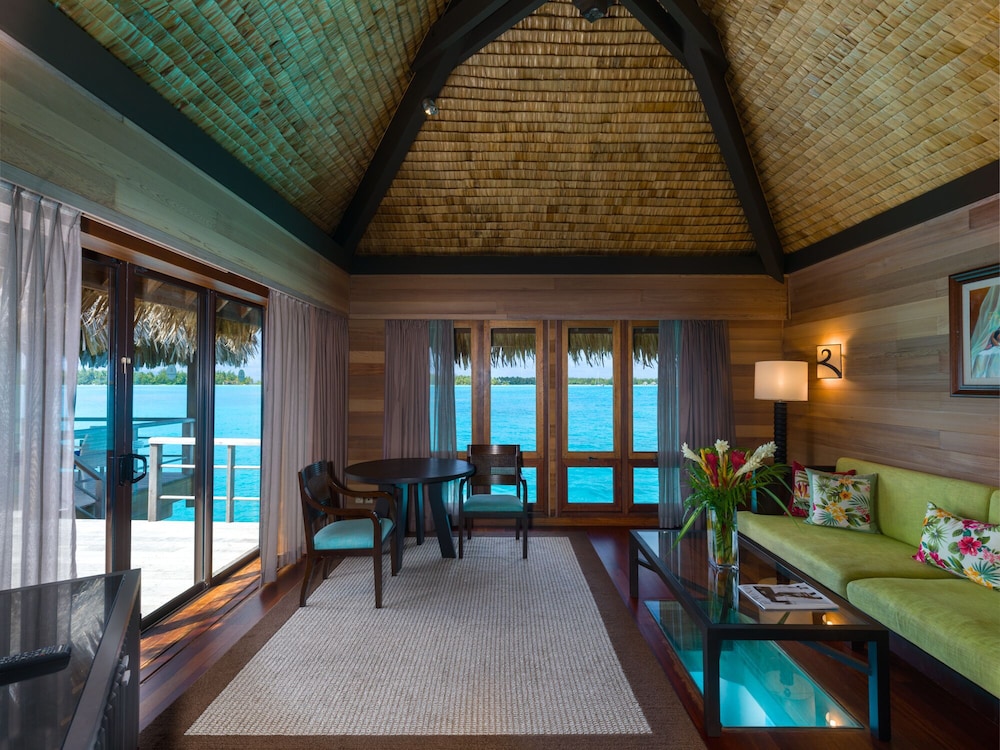 The St Regis Bora Bora Resort 59/84