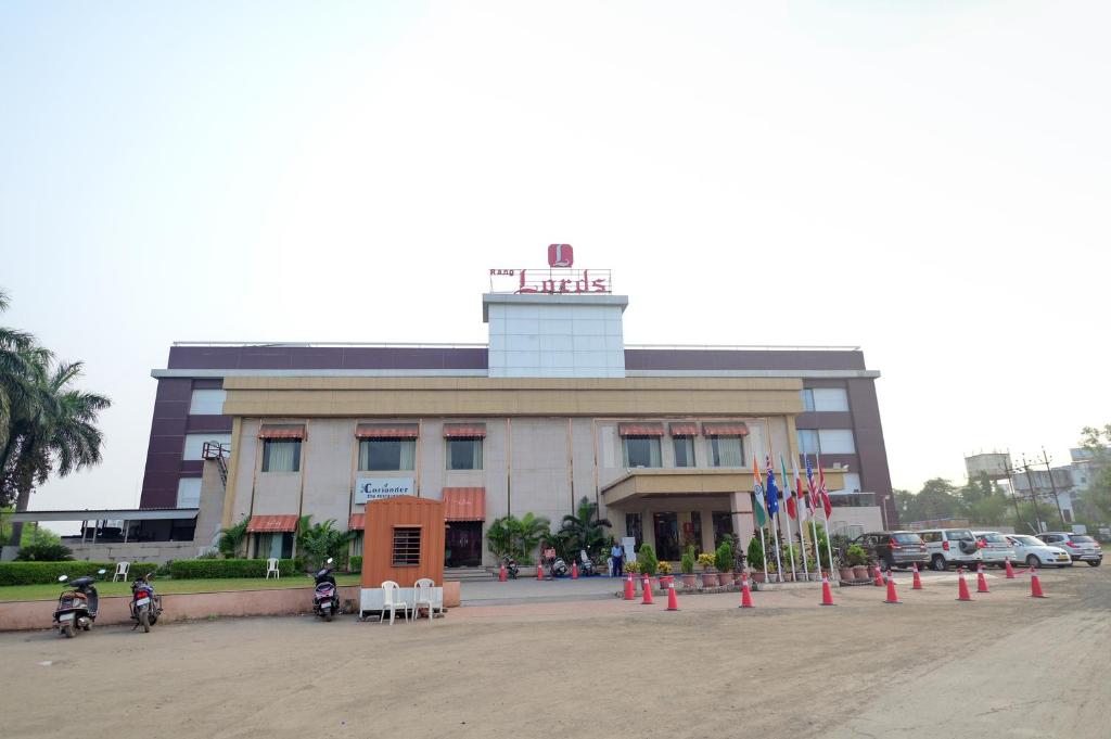 Rang Lords Inn Bharuch photo4
