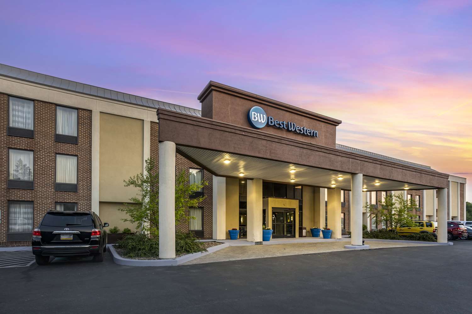 Best Western Harrisburg North 15/17