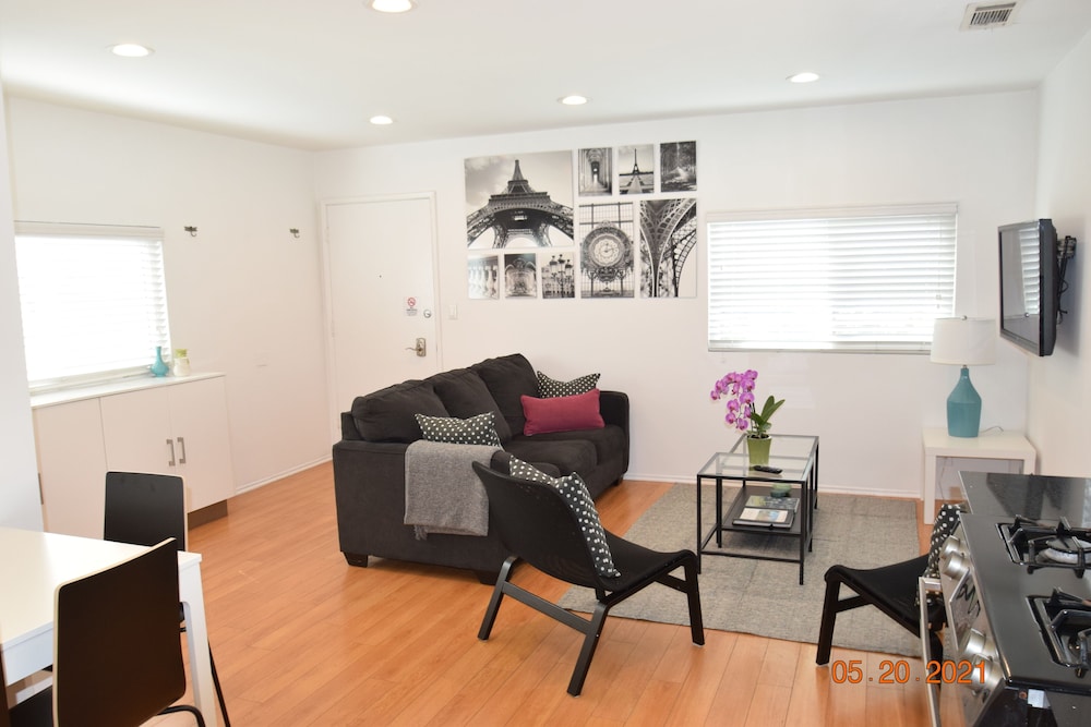Boutique Hotel 444 51/73
