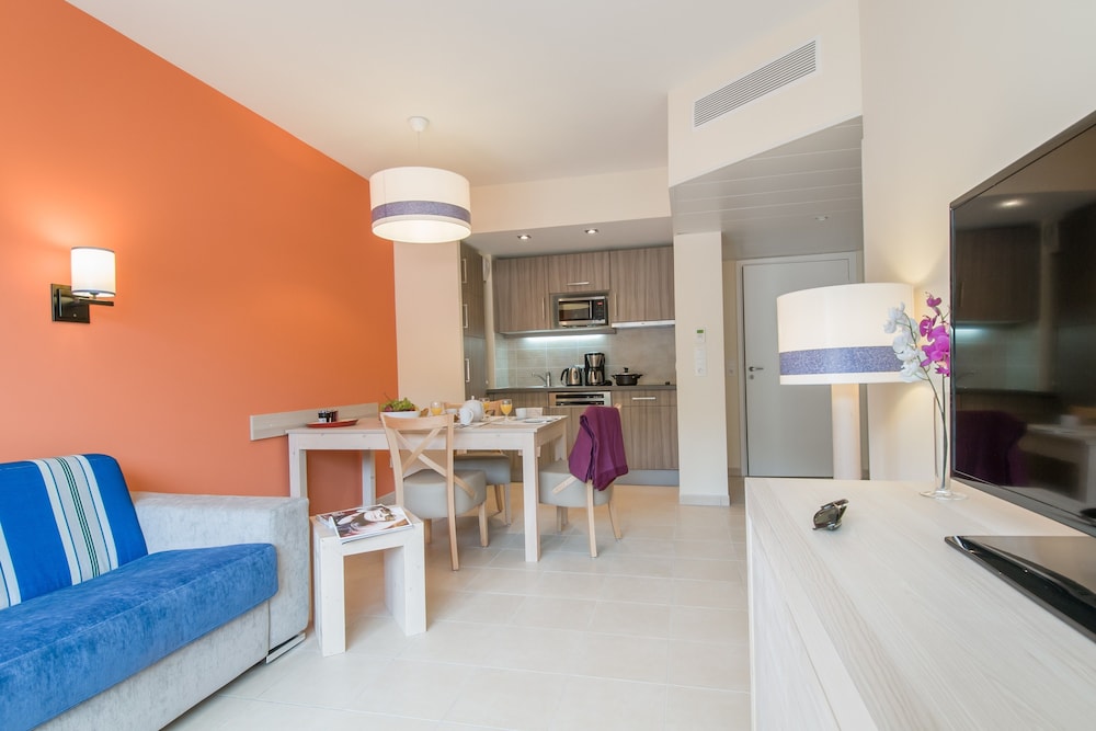 Pierre And Vacances Residence Premium Julia Augusta 51/65