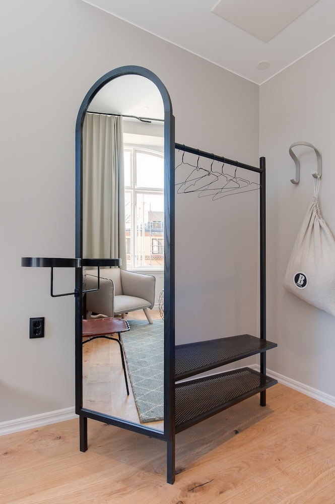 Home Hotel Borgen 15/54