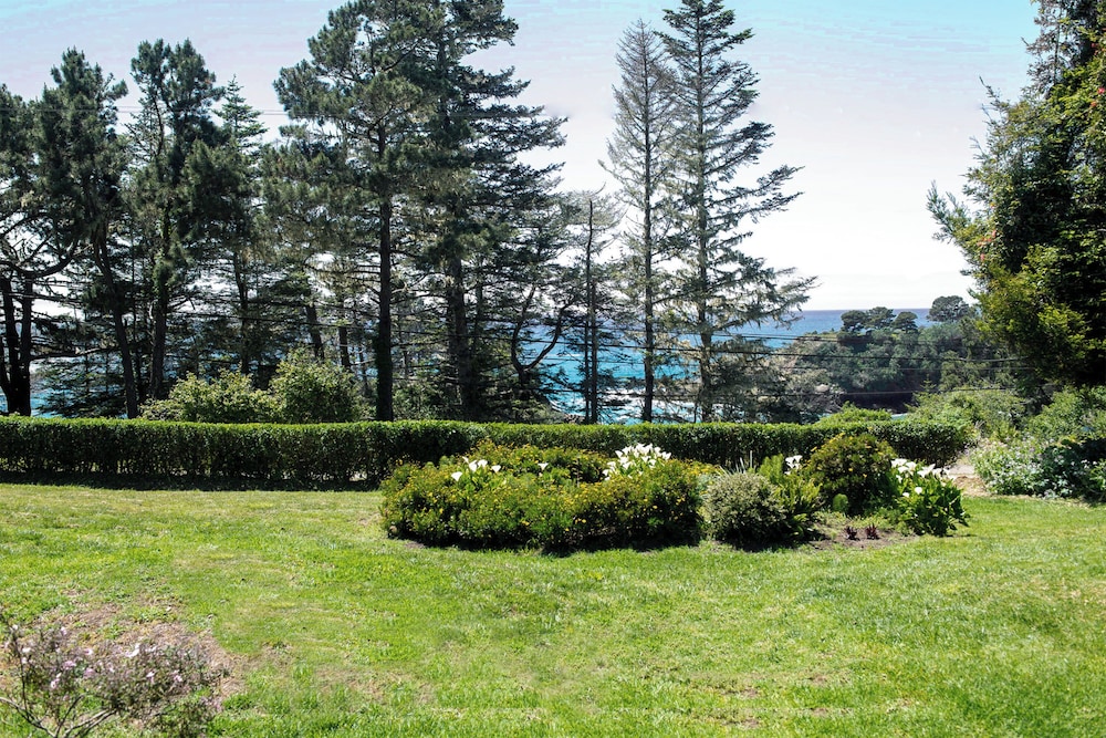 Inn at Buckhorn Cove 52/59