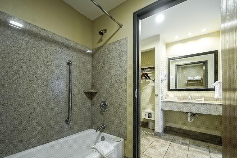 Days Inn by Wyndham Baton Rouge/I-10 14/56