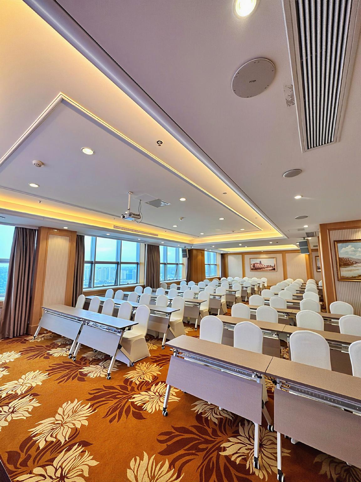 Vienna International Hotel (Wuxi Taihu Expo Center) 42/47